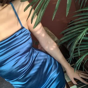2019 Ins Stiliaus Granulių Šviesiai Mėlyna Kartus Wrap Klubo Stora Mini Spageti Diržas Elastinga Seksuali Suknelė