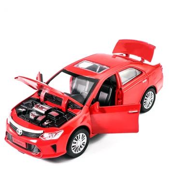 1/32 Diecasts & Žaislinės Transporto priemonės TOYOTA CAMRY Automobilių Modelį Su Garso ir Šviesos Surinkimo Automobilių Žaislai Berniukas Vaikams Dovanų brinquedos
