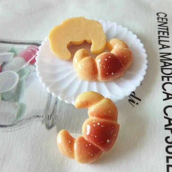 Tanduzi 100vnt Didmeninė Flatback Dervos Cabochons Modeliavimas Maisto Croissant Duona 