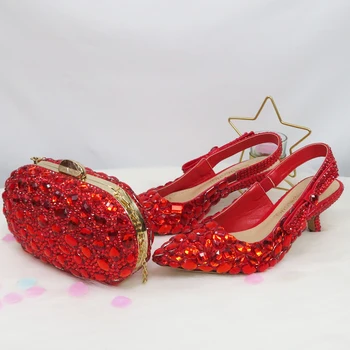 BaoYaFang Vasaros Moterų Raudonųjų Kristalų Šalies Sandalai Rankinėje vestuvių batai Nuotaka moteris Mados Pažymėjo tne Keista, Aukštakulniai Sandalai